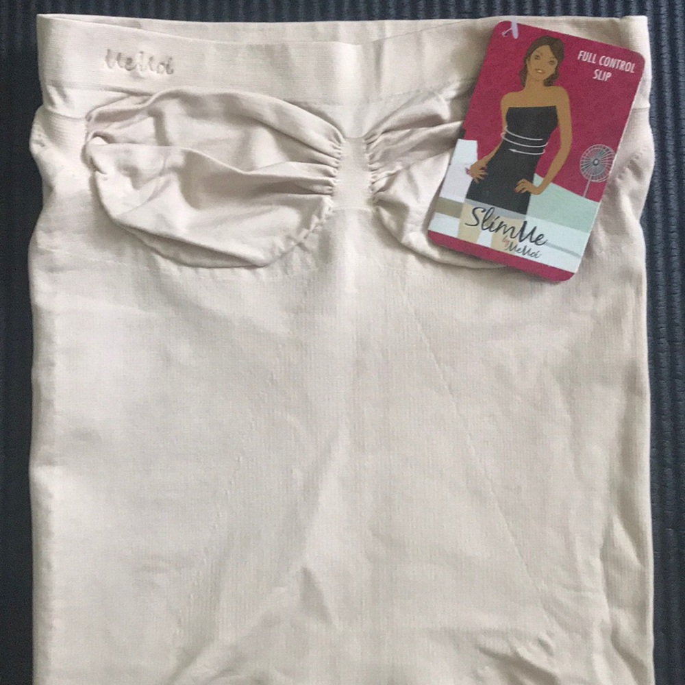 SlimMe by MeMoi Full Control Slip NWT